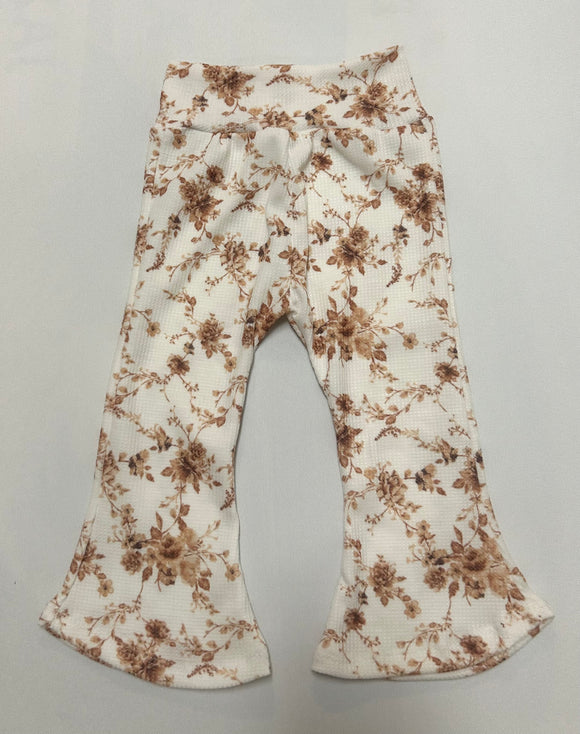 Brown floral flares 🤍